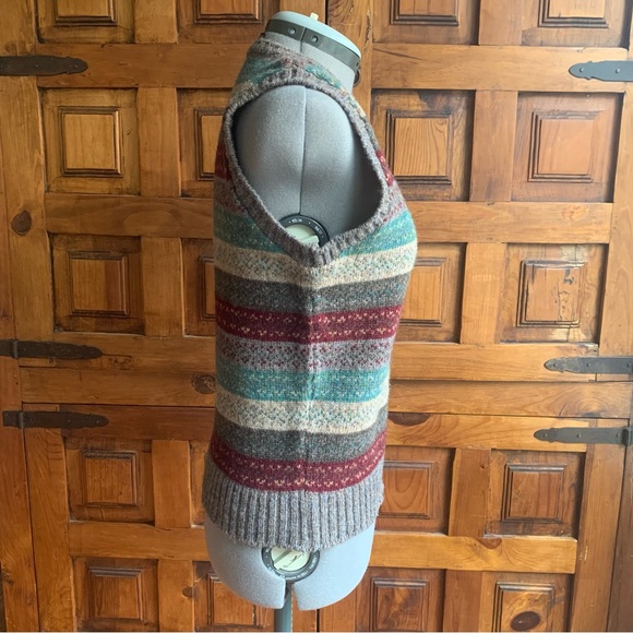 Lands End Vintage Shetland 100% Wool Ladies Size M Fair Isle Sweater Vest - Picture 4 of 4